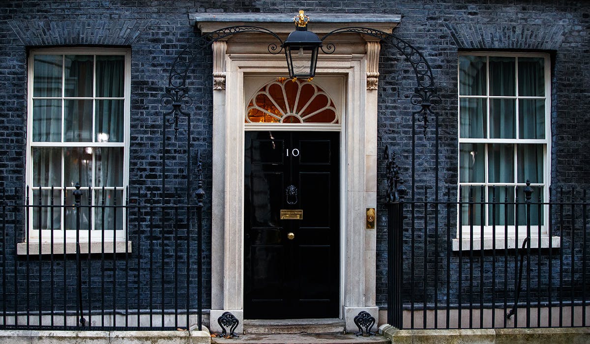 莉兹·特拉斯 (Liz Truss) 被任命为总理，业界要求采取紧急行动