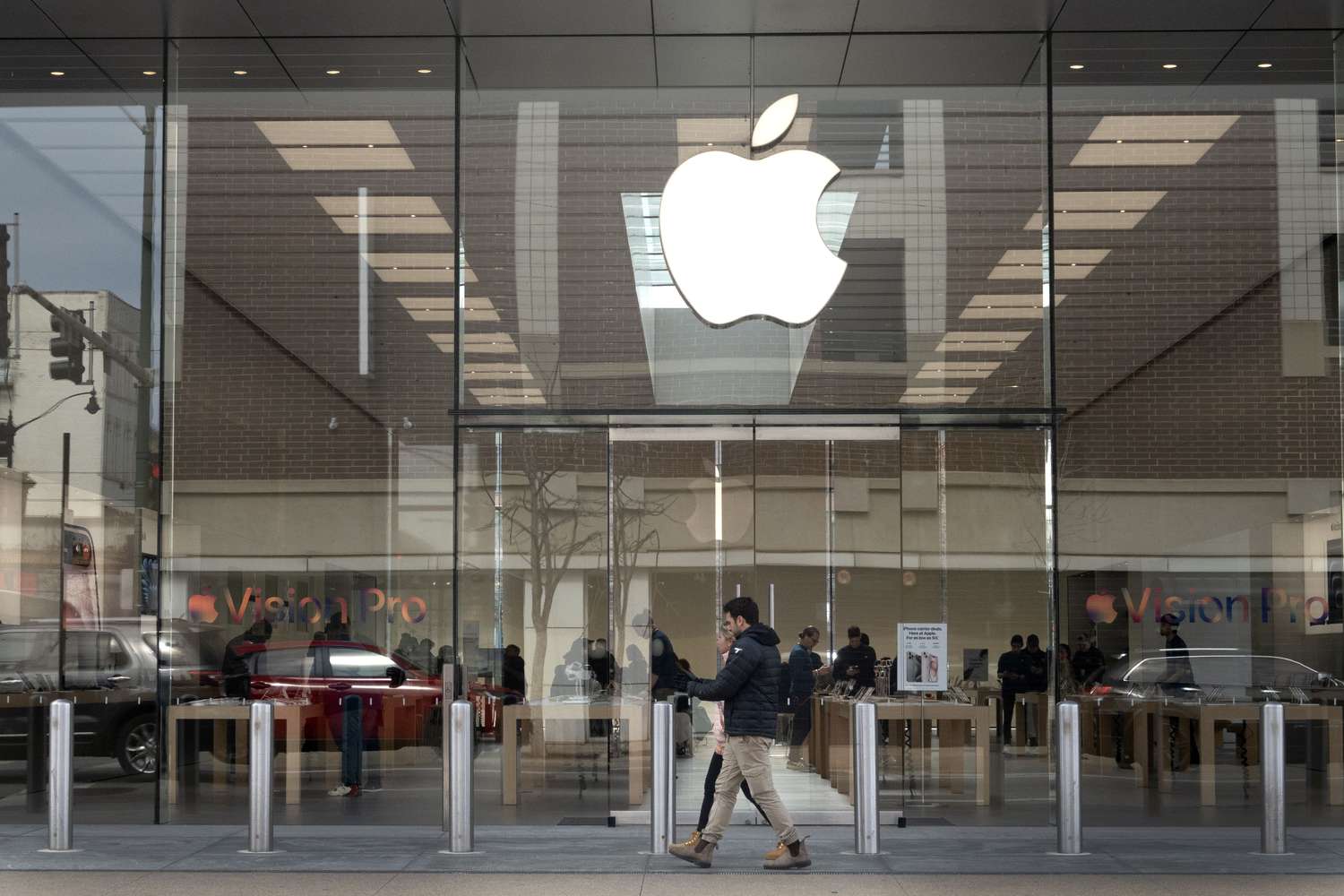 苹果仍然是摩根士丹利的“首选”，摩根士丹利认为人工智能将推动 iPhone 销售