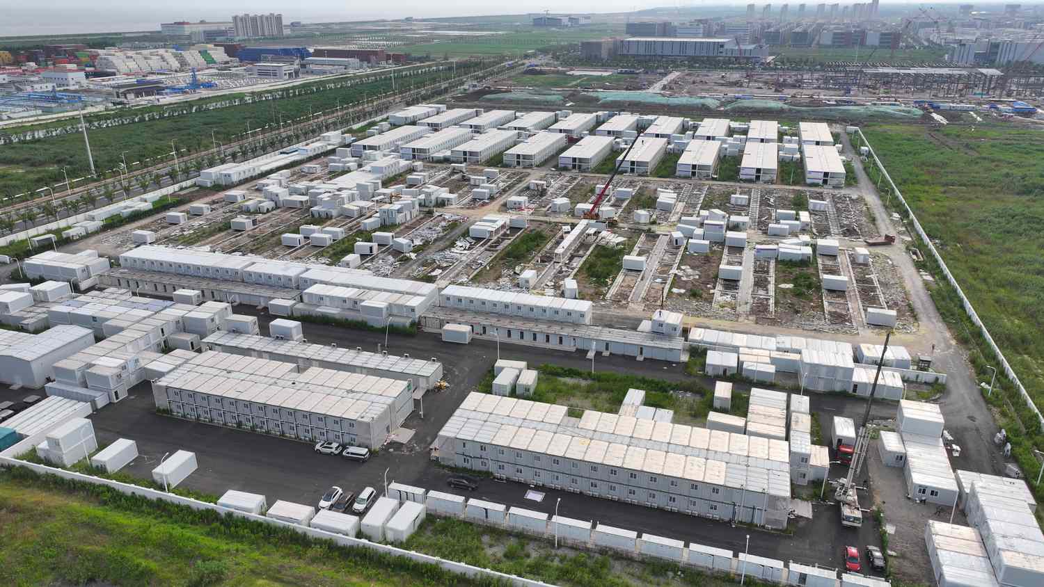 太阳能股因特斯拉储能部署创纪录而提振