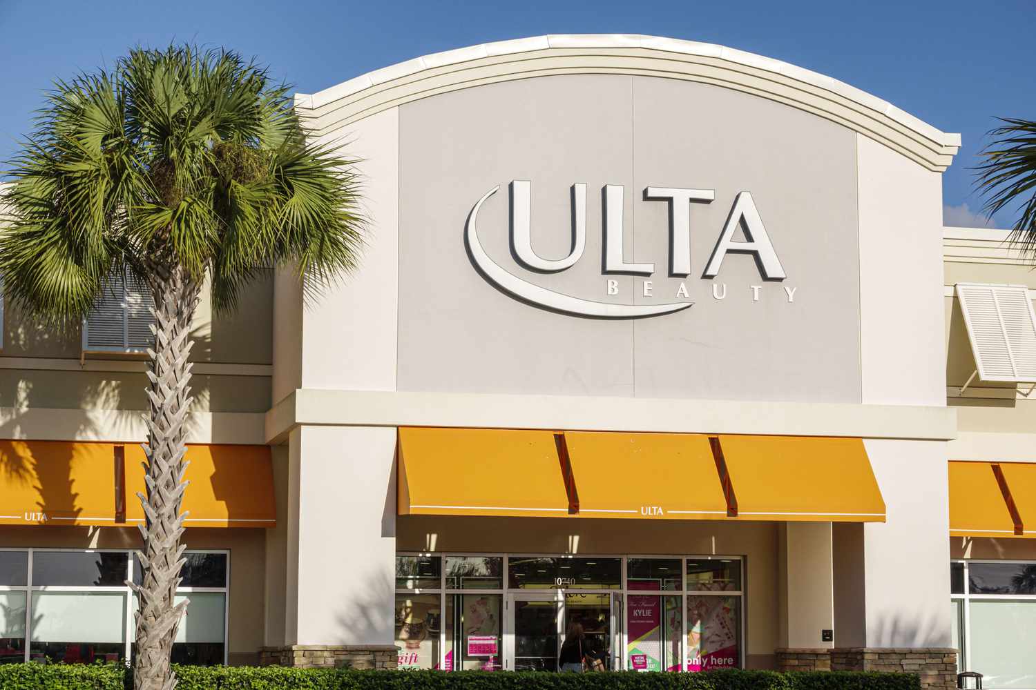 为什么尽管首席执行官换届，Ulta Beauty 仍然是“首选”