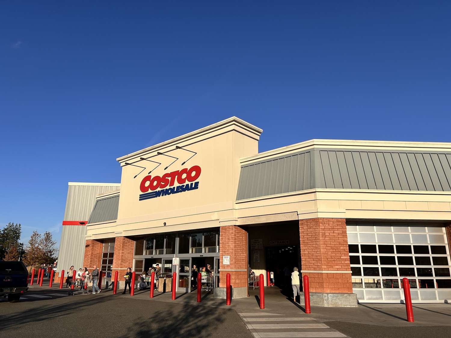 Costco 12 月销售额超出分析师预期