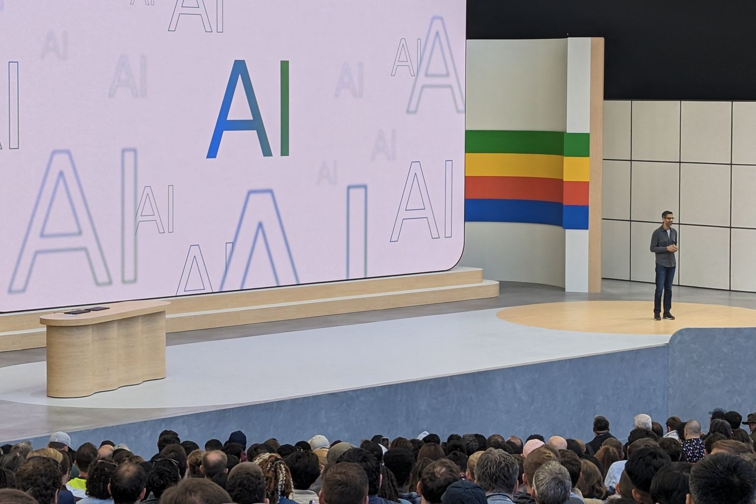 Google父母Alphabet计划今年花费75B美元，因为Big Tech全​​力以赴
