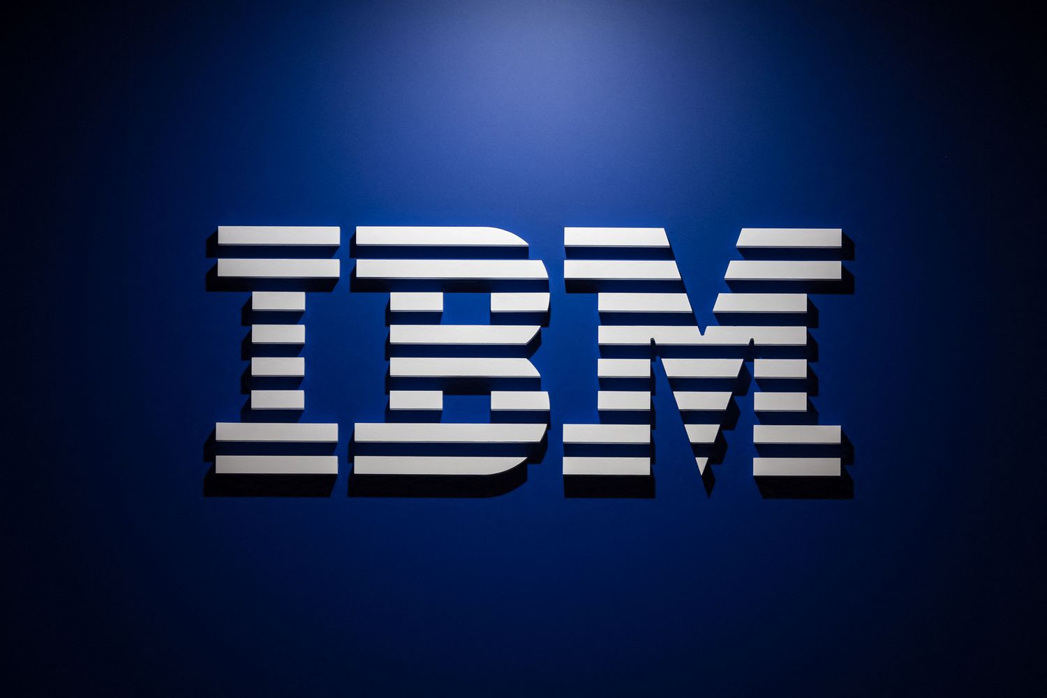 现在的最高股票：IBM，拉斯维加斯沙滩，UPS等