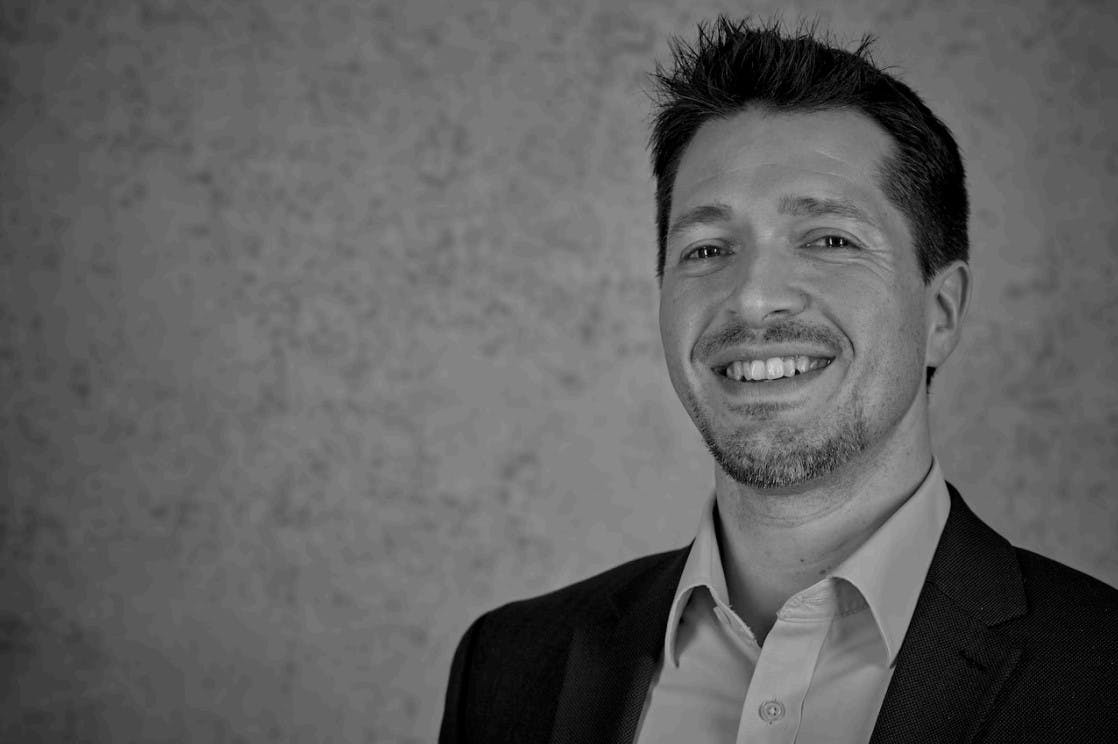 西蒙·迈克尔德斯（Simon Michaelides）任命ISBA总干事